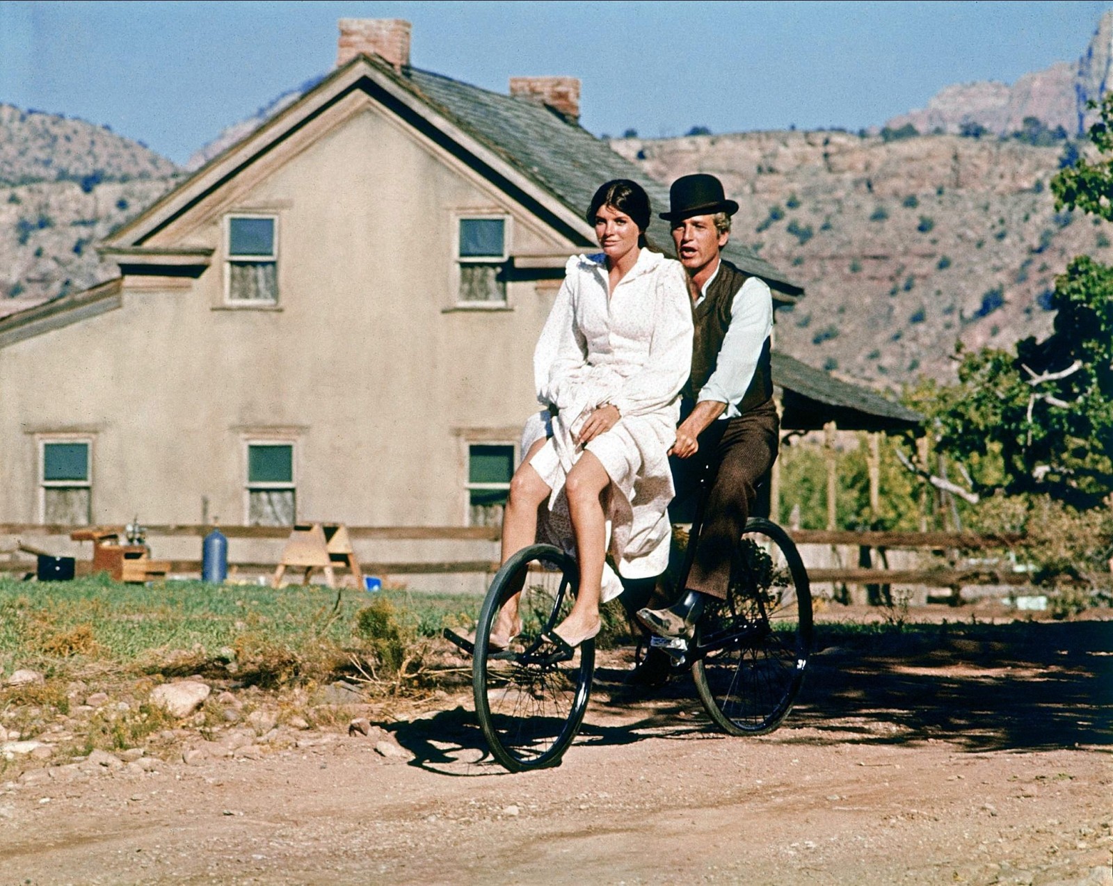 Katharine Ross et Paul Newman dans le film de George Roy Hill Butch Cassidy et le Kid, 1969. © Allstar Picture Library Ltd / Alamy Stock Photo