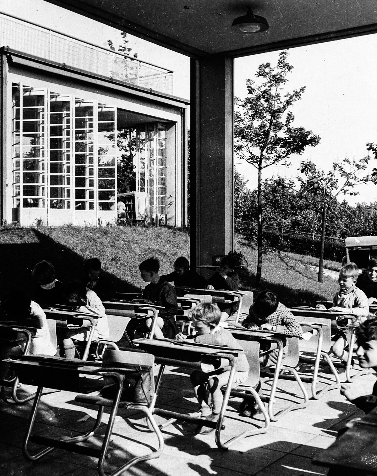 École de plein air de Suresnes, France Eugène Beaudouin et Marcel Lods, ­architectes – 1935 Maîtrise d’ouvrage : Ville de Suresnes (sous l’impulsion du maire Henri Sellier)  © MUS - Musée d’histoire Urbaine et Sociale de Suresnes