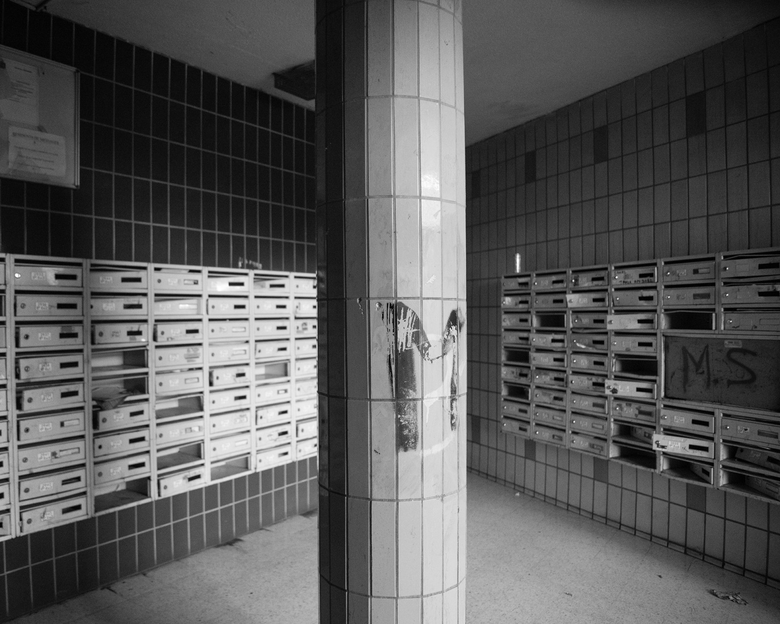 Hall d'entrée de l'immeuble Messager. Toulouse. © Fabio Boucinha